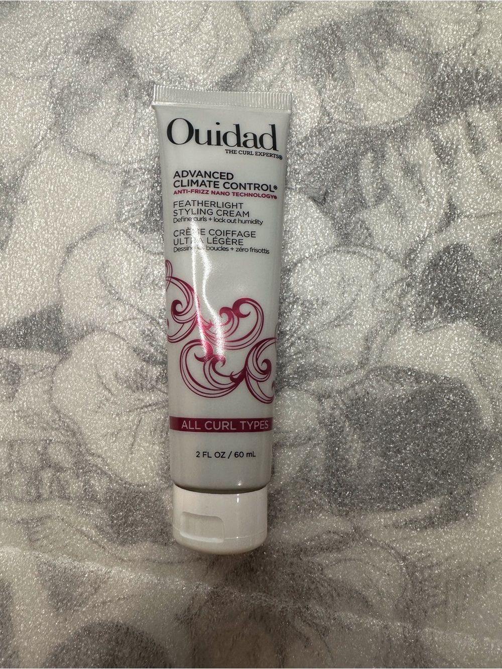 Ouidad-  travel size Featherlight Styling Cream - Advanced Climate Control